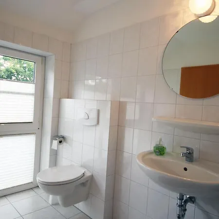 Appartement Gastezimmer Nahe Stadtzentrum Von *